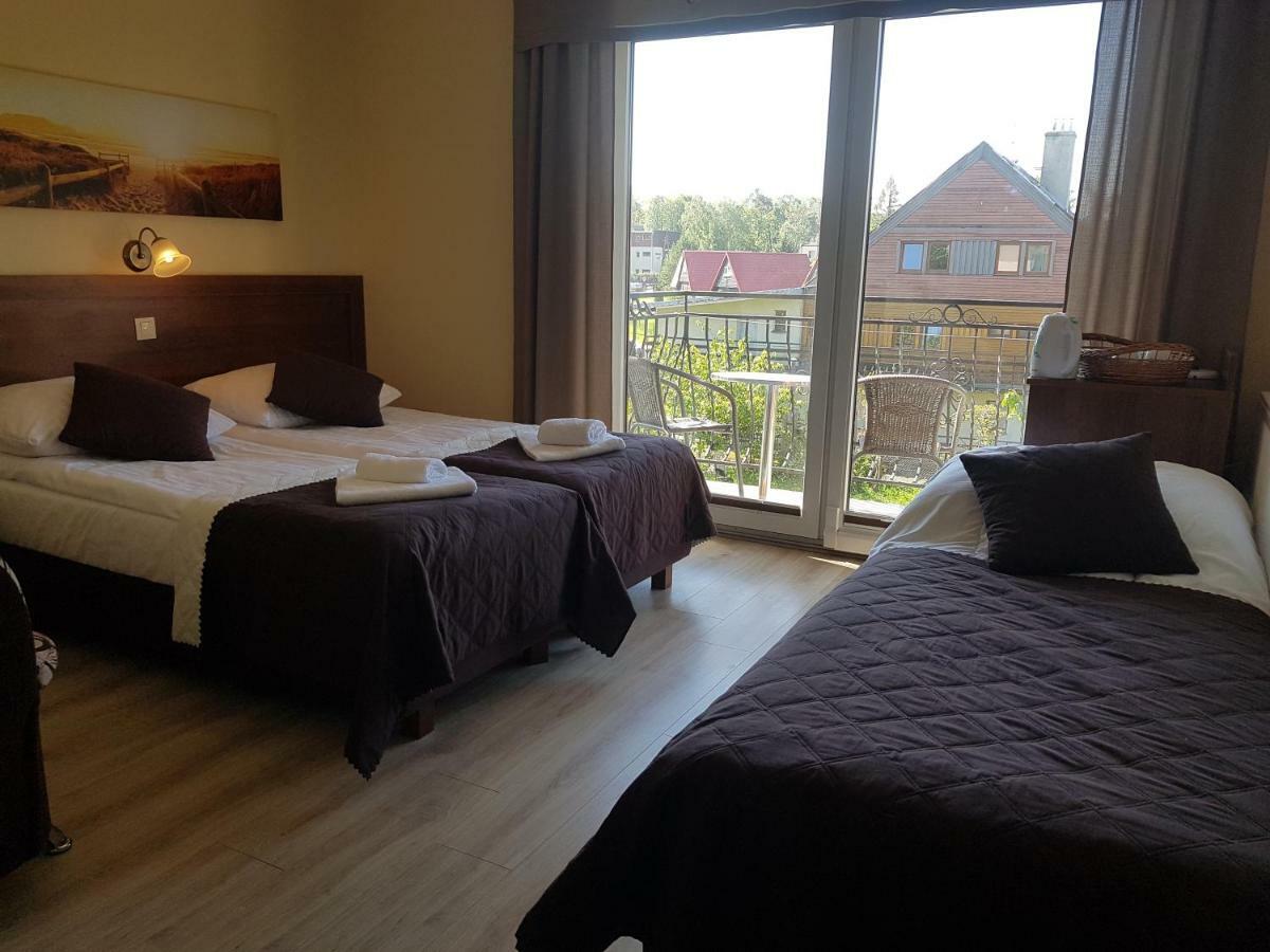 Dom Jastrzebia Z Basenem I Jacuzzi Lägenhet Jastrzębia Góra Exteriör bild