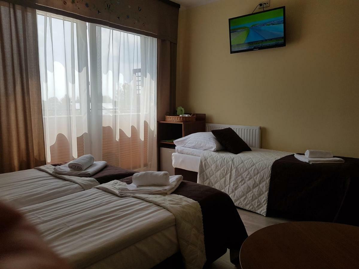 Dom Jastrzebia Z Basenem I Jacuzzi Lägenhet Jastrzębia Góra Exteriör bild